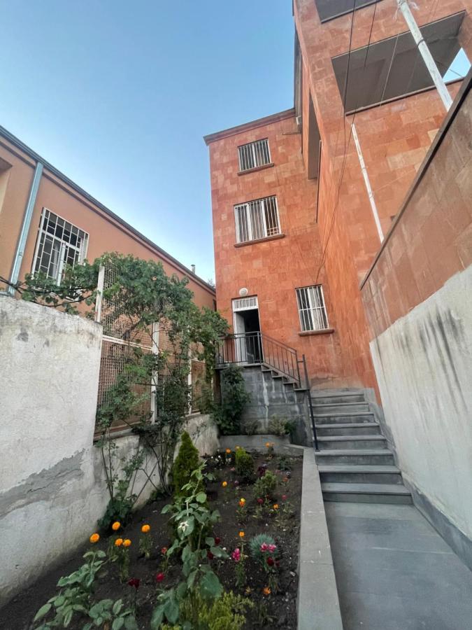Silver Hostel 2 Erywań Zewnętrze zdjęcie